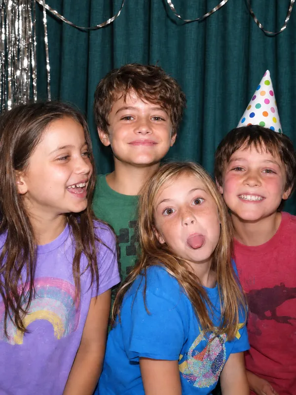 Kids birthday party photobooth LA - silly faces