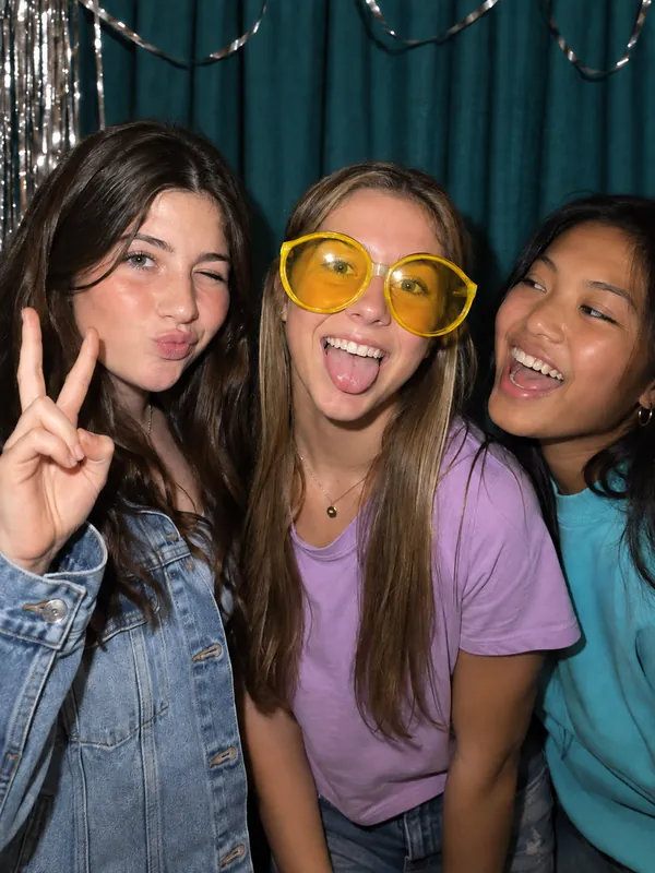 Teen party photobooth LA - friends goofing around